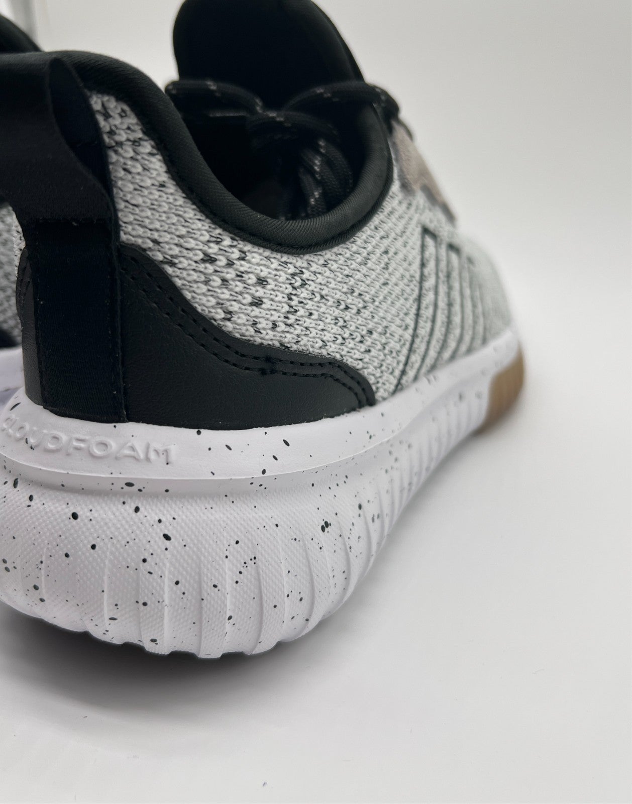 Adidas Kaptir Flow 2.0 White Black Knit Sneakers JR8505 Women's 8.5 New