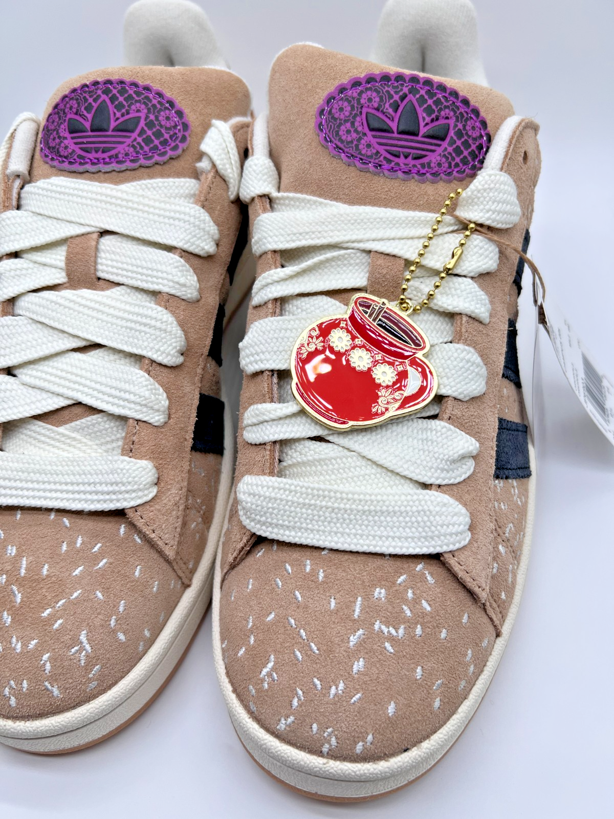 adidas Campus 00s Dia De Muertos JP6903 Warm Sand Mens 10 NEW With Box
