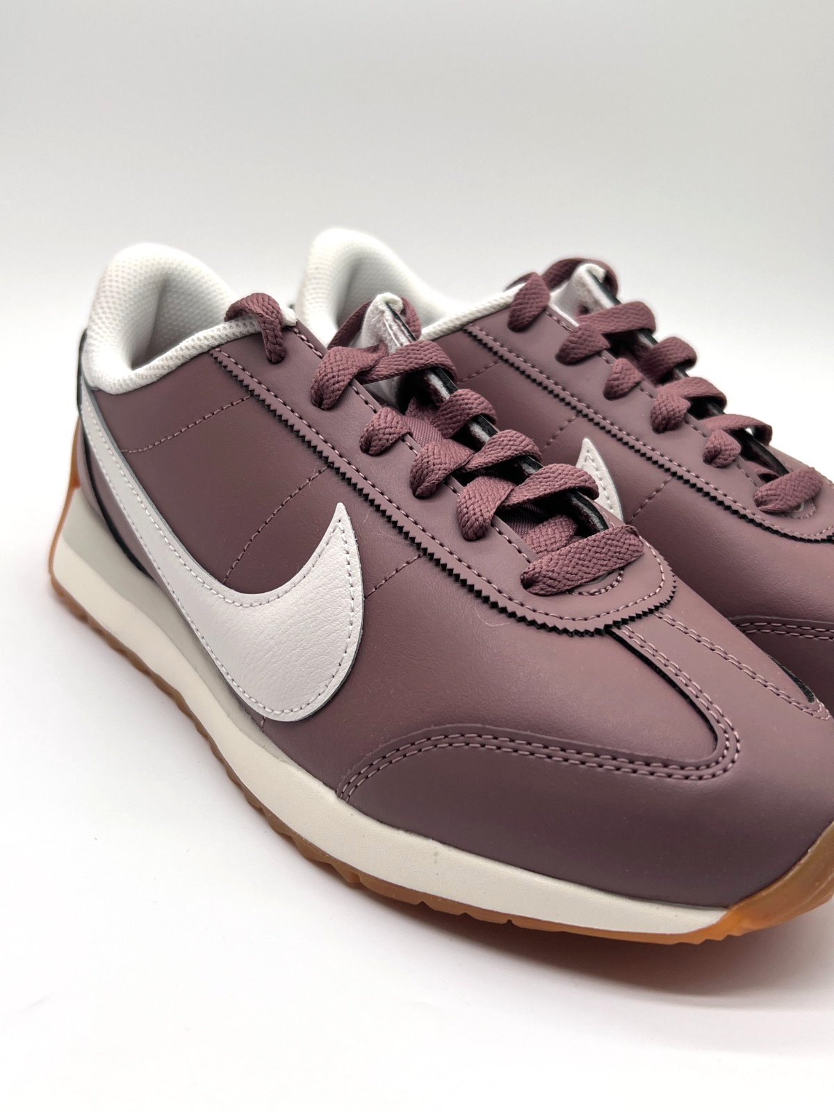 Nike Pacific Leather Smokey Mauve Women's 7 HV6430-200 New With Box