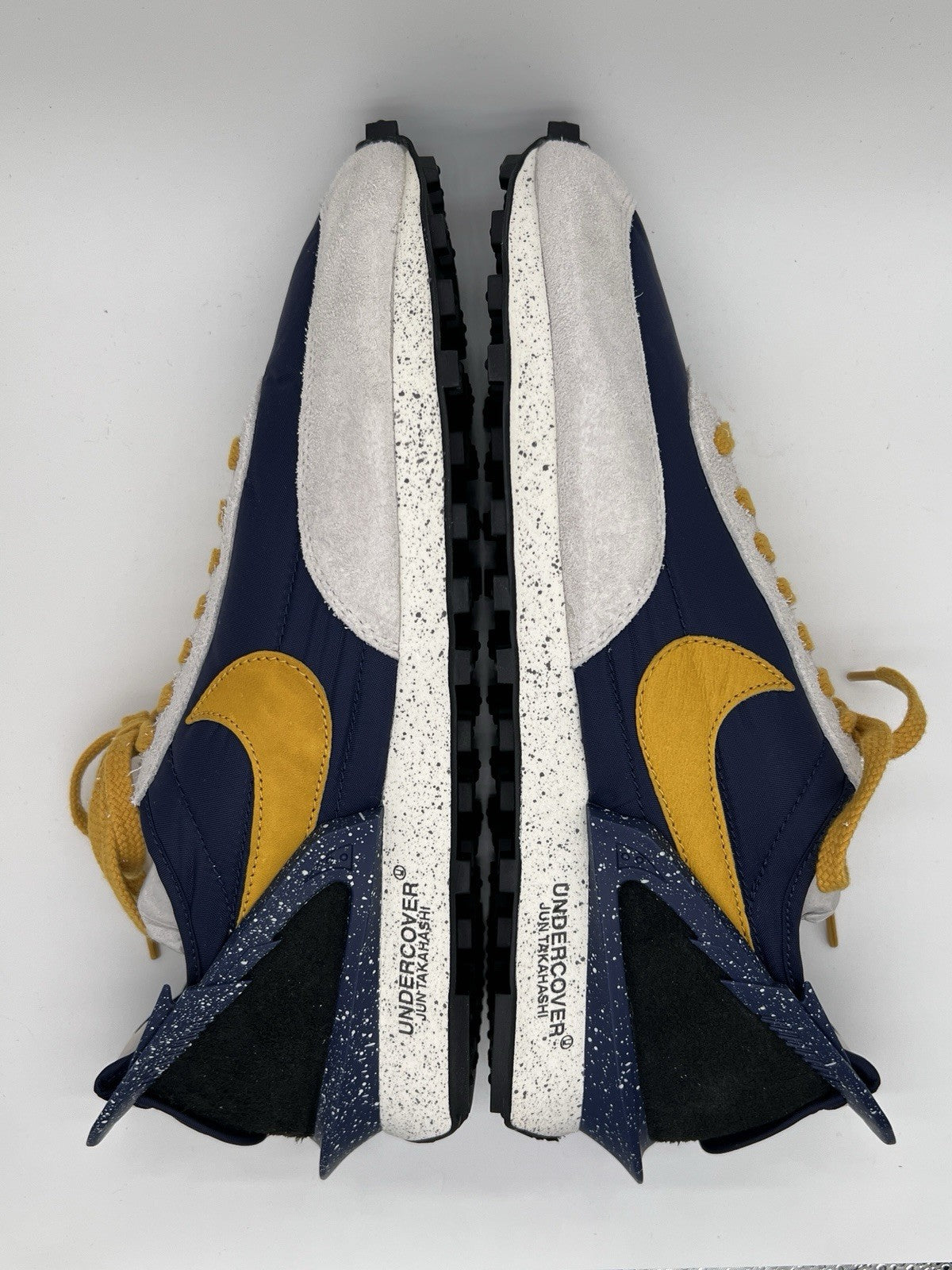 Nike x Undercover Daybreak CJ3295-400 Obsidian Gold Dart M12.5 / W14 New In Box