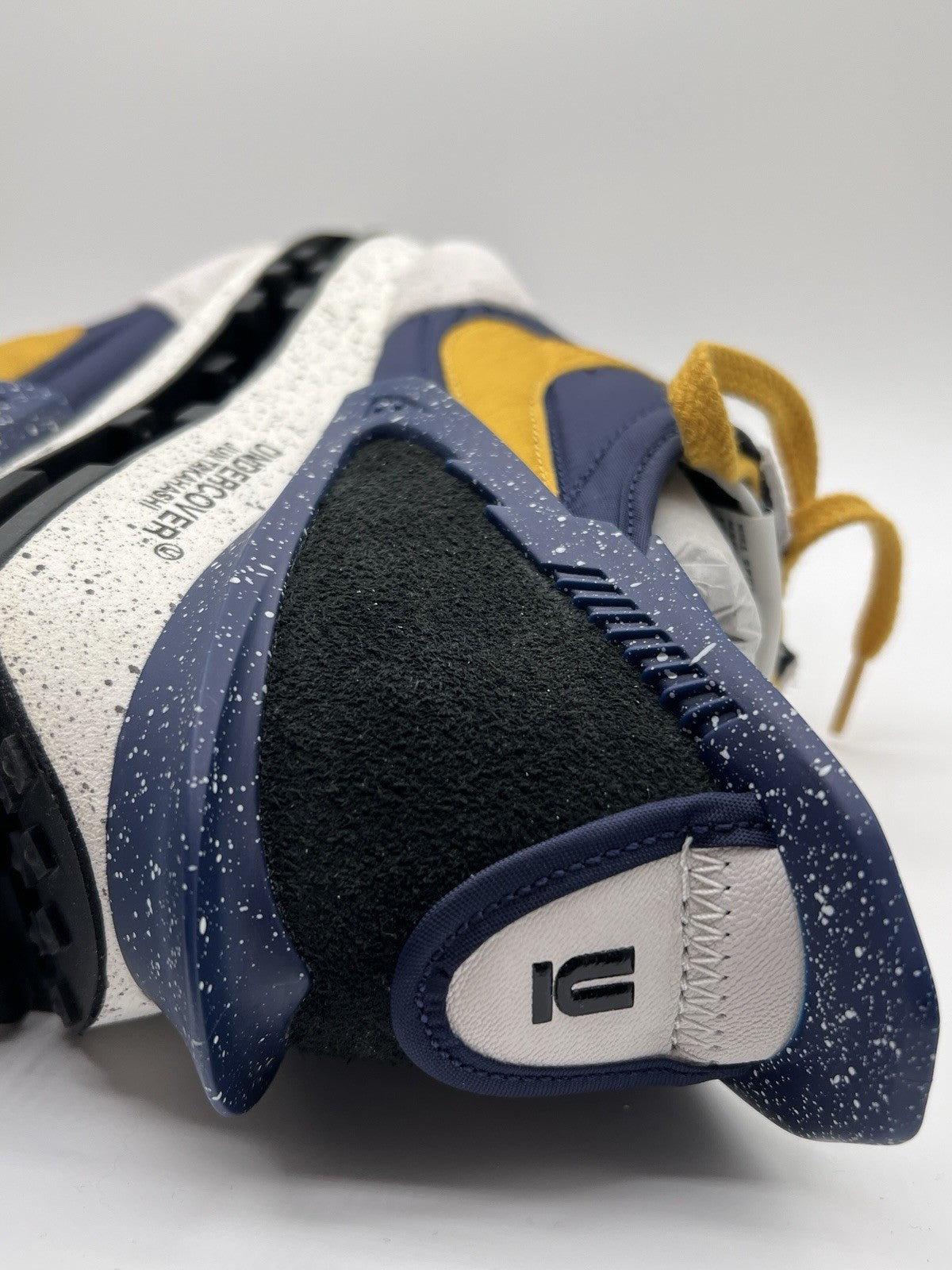 Nike x Undercover Daybreak CJ3295-400 Obsidian Gold Dart M12.5 / W14 New In Box