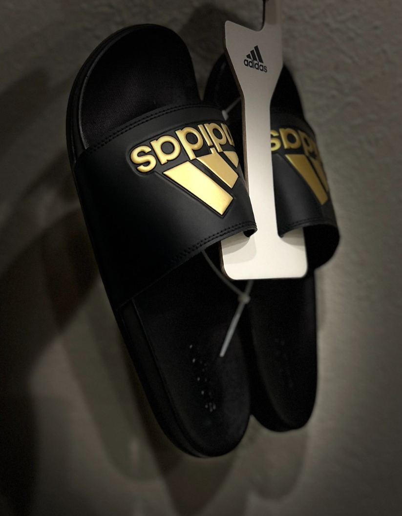 adidas Adilette Comfort Slides Black Gold Men's 13 Women's 14 NEW Sandals