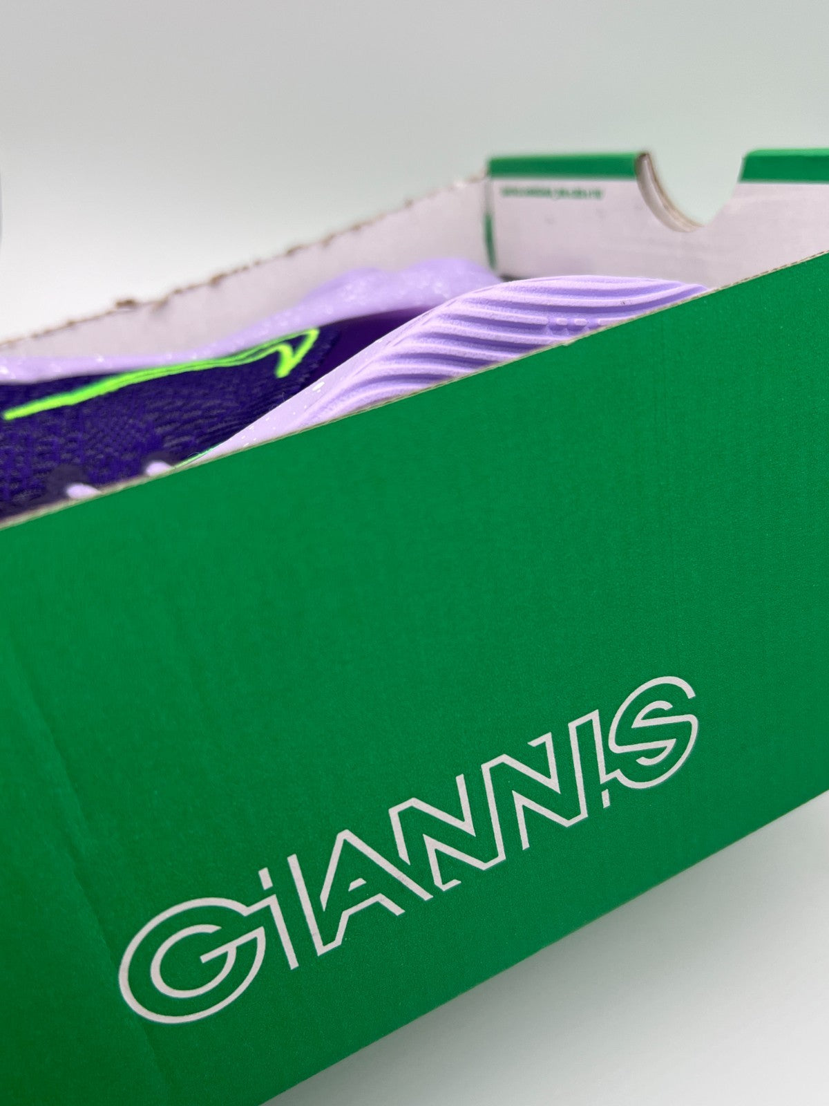 Nike Giannis Immortality 4 Purple/Green Mesh Low Top Kids Sneakers 6Y IH7664