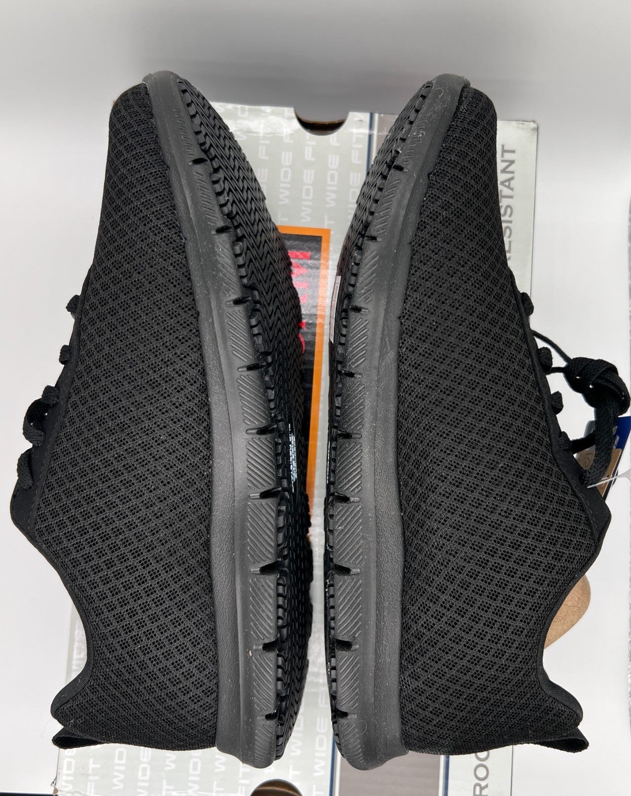 Skechers Work Ghenter Bronaugh SR 77210W BLK Women's 6 Wide - New in Box
