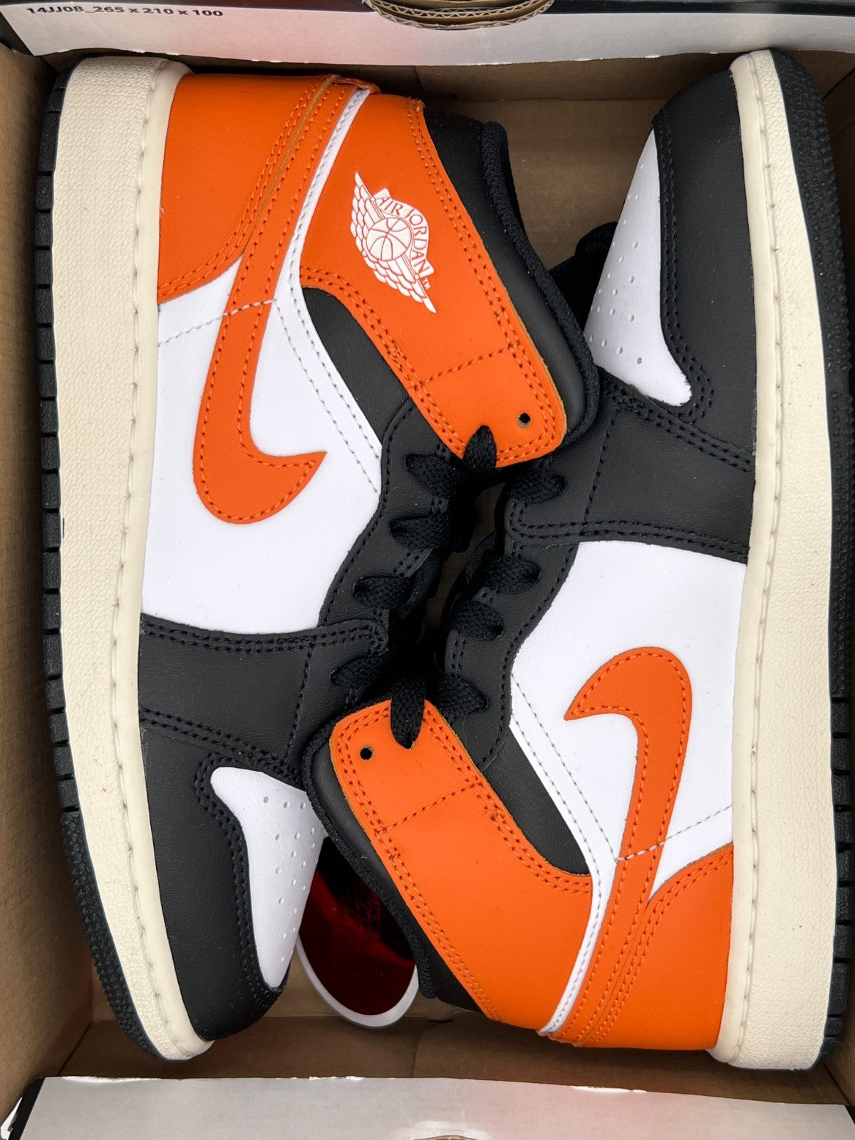 Air Jordan 1 Mid GS Black Toe Starfish DQ8423-801 5Y Women's 6.5 New