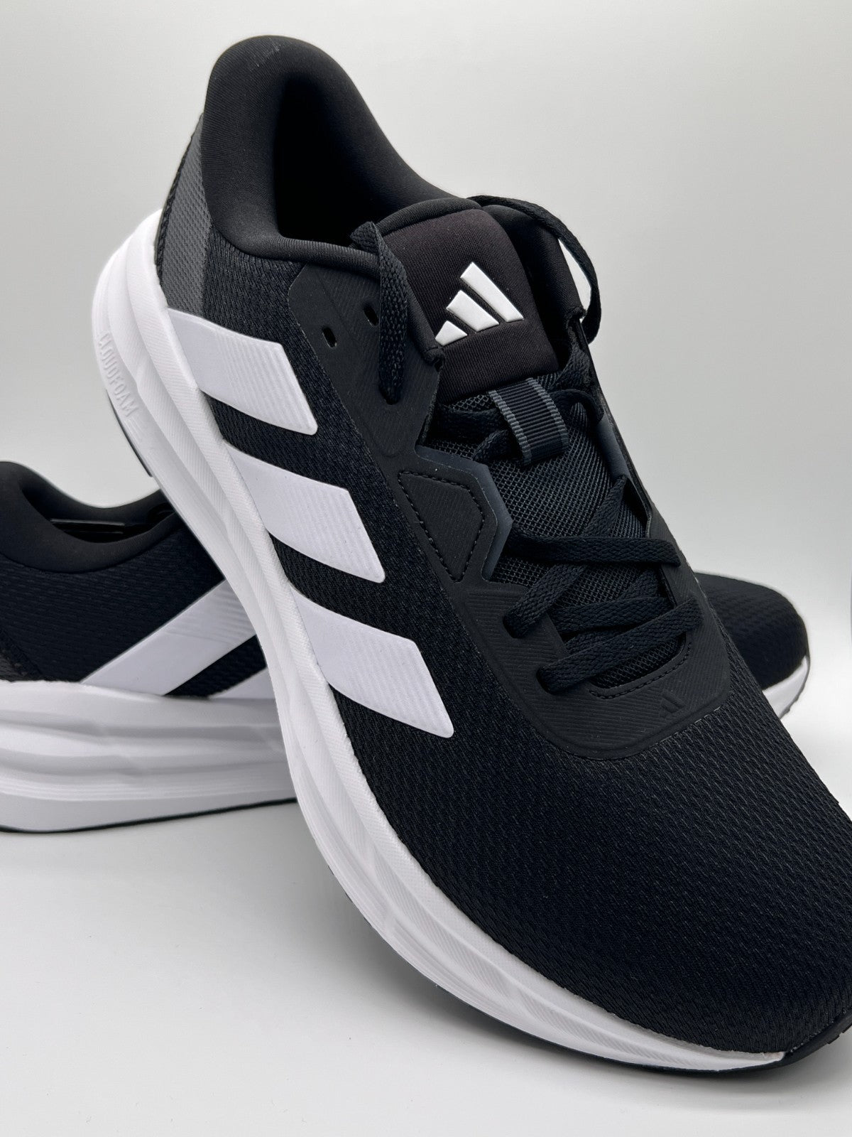 adidas Galaxy 7 ID8760 Black White Running Shoes Men's Size 11 New w/ Box