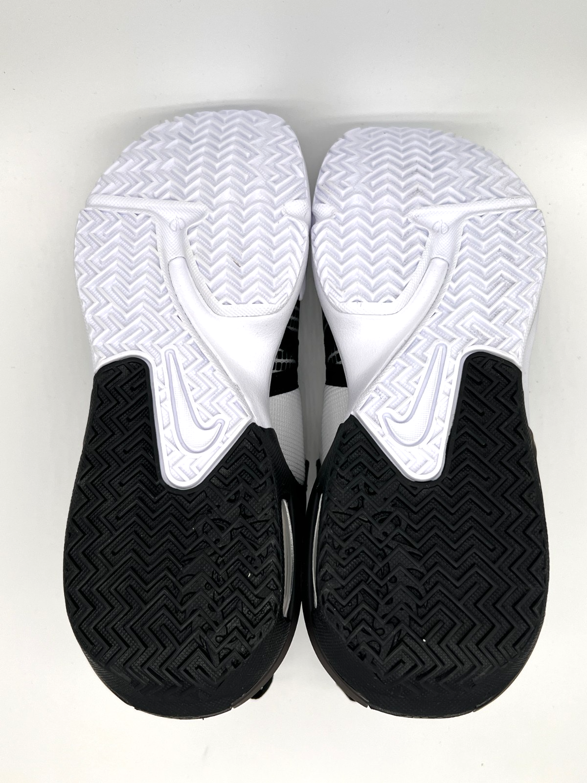 Nike LeBron Witness 7 GS 'White Black' DQ8650-100