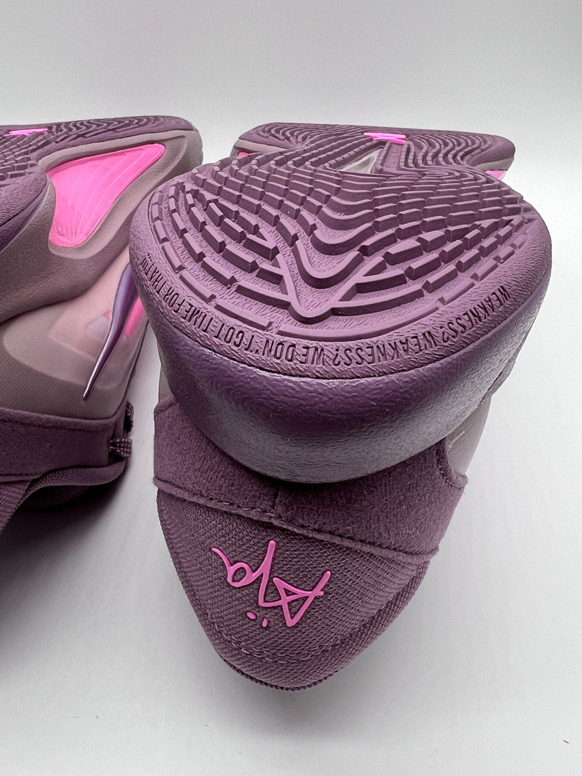 Nike A'One Violet Dust Pink Spell FZ8605-501 Men's 9.5 Women's 11 New