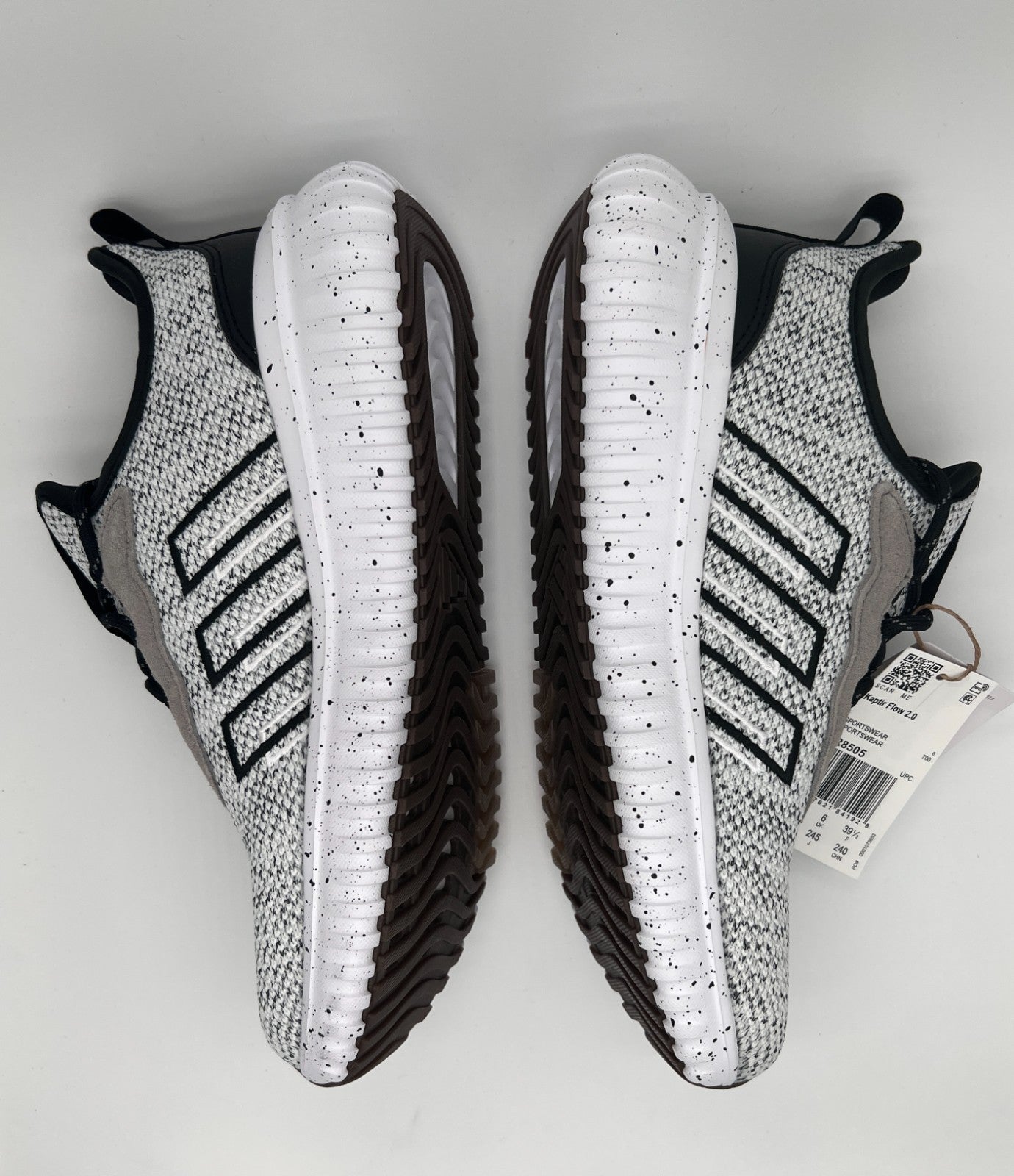 Adidas Kaptir Flow 2.0 White Black Knit Sneakers JR8505 Women's 8.5 New