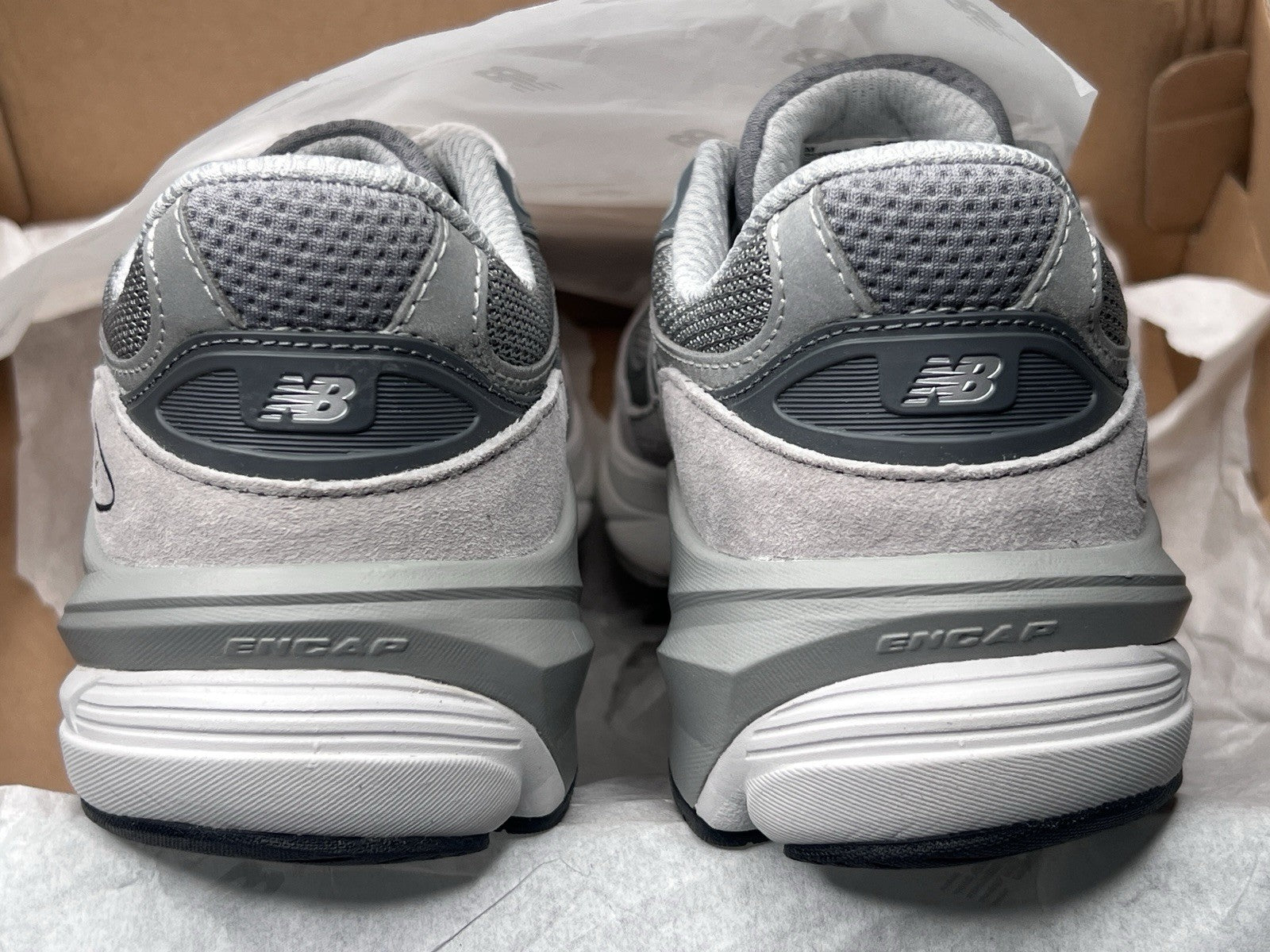 New Balance FuelCell 990v6 Big Kids Size 4.5 Grey Sneakers GC990GL6 NEW