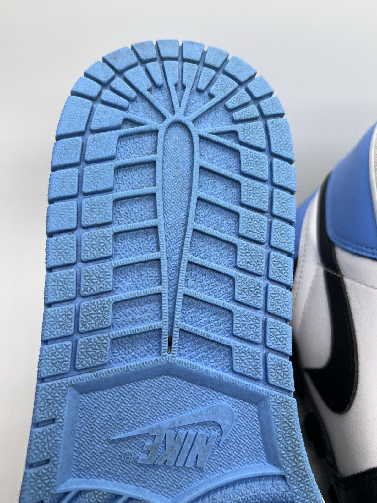 Nike Air Jordan 1 Retro High OG DZ5485-400 University Blue Mens 12.5 Used W/ Box
