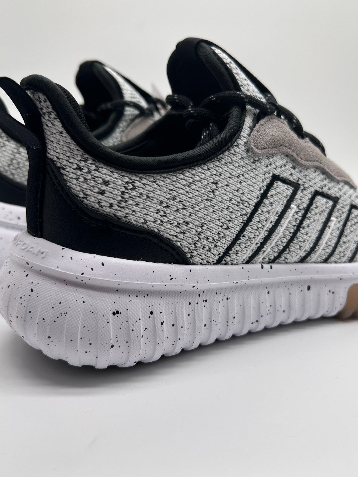 Adidas Kaptir Flow 2.0 White Black Knit Sneakers JR8505 Women's 8.5 New