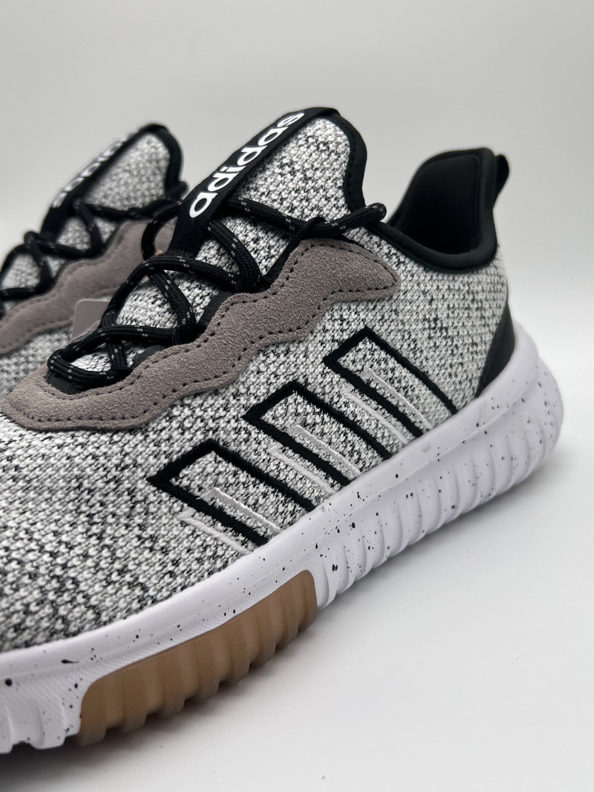 Adidas Kaptir Flow 2.0 White Black Knit Sneakers JR8505 Women's 8.5 New