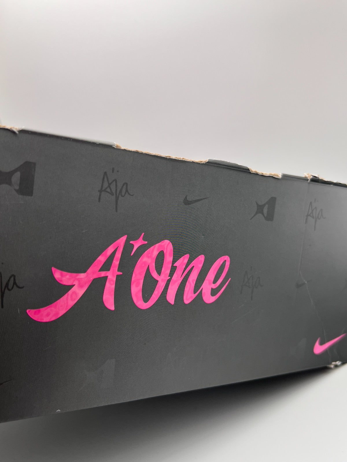 Nike A'One Violet Dust Pink Spell FZ8605-501 Men's 9.5 Women's 11 New