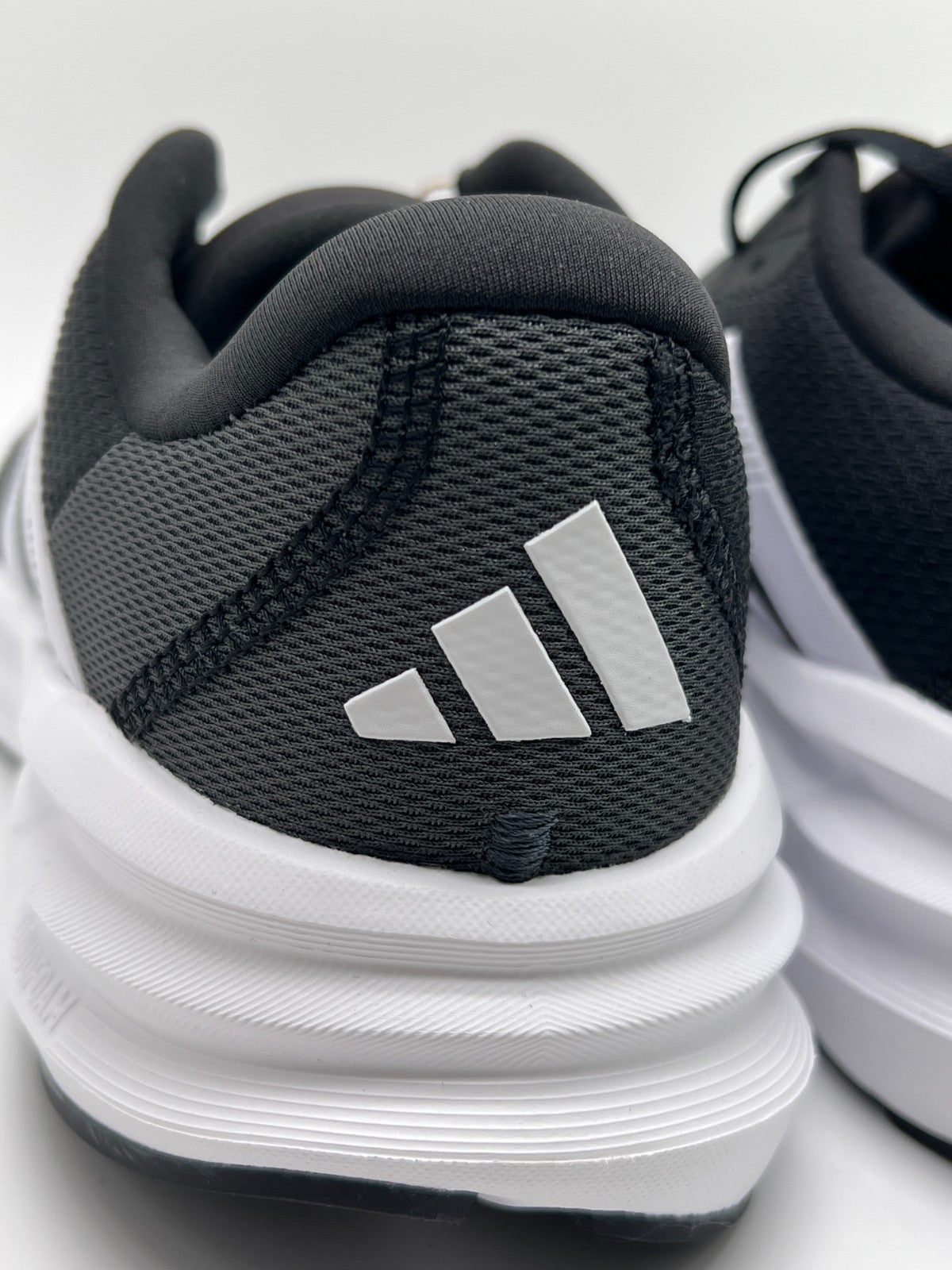 adidas Galaxy 7 ID8760 Black White Running Shoes Men's Size 11 New w/ Box