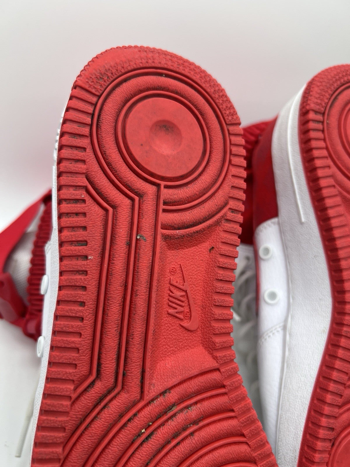 Men’s Size 10 - Nike SF Air Force 1 High White University Red