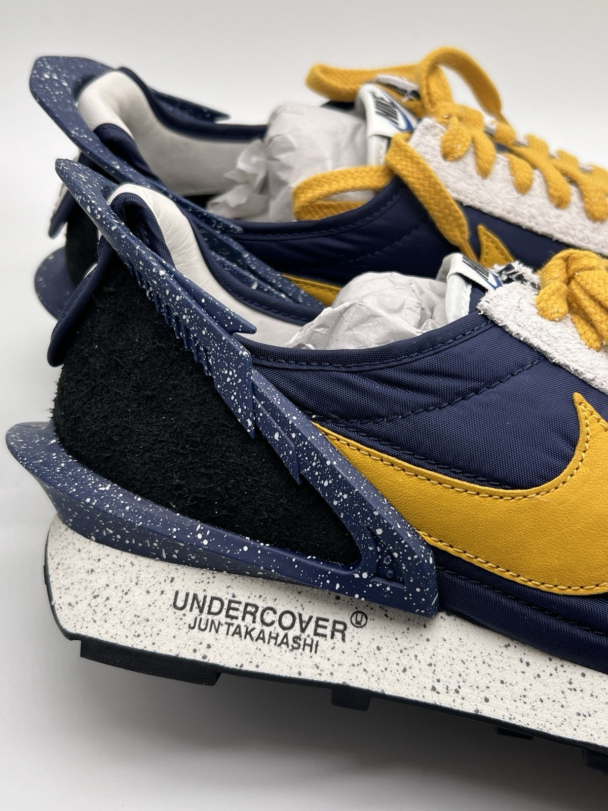 Nike x Undercover Daybreak CJ3295-400 Obsidian Gold Dart M12.5 / W14 New In Box