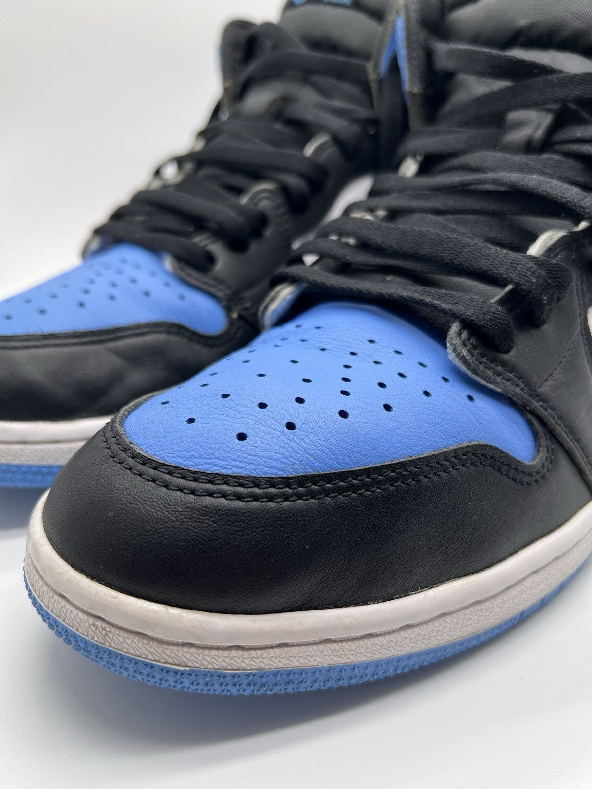 Nike Air Jordan 1 Retro High OG DZ5485-400 University Blue Mens 12.5 Used W/ Box