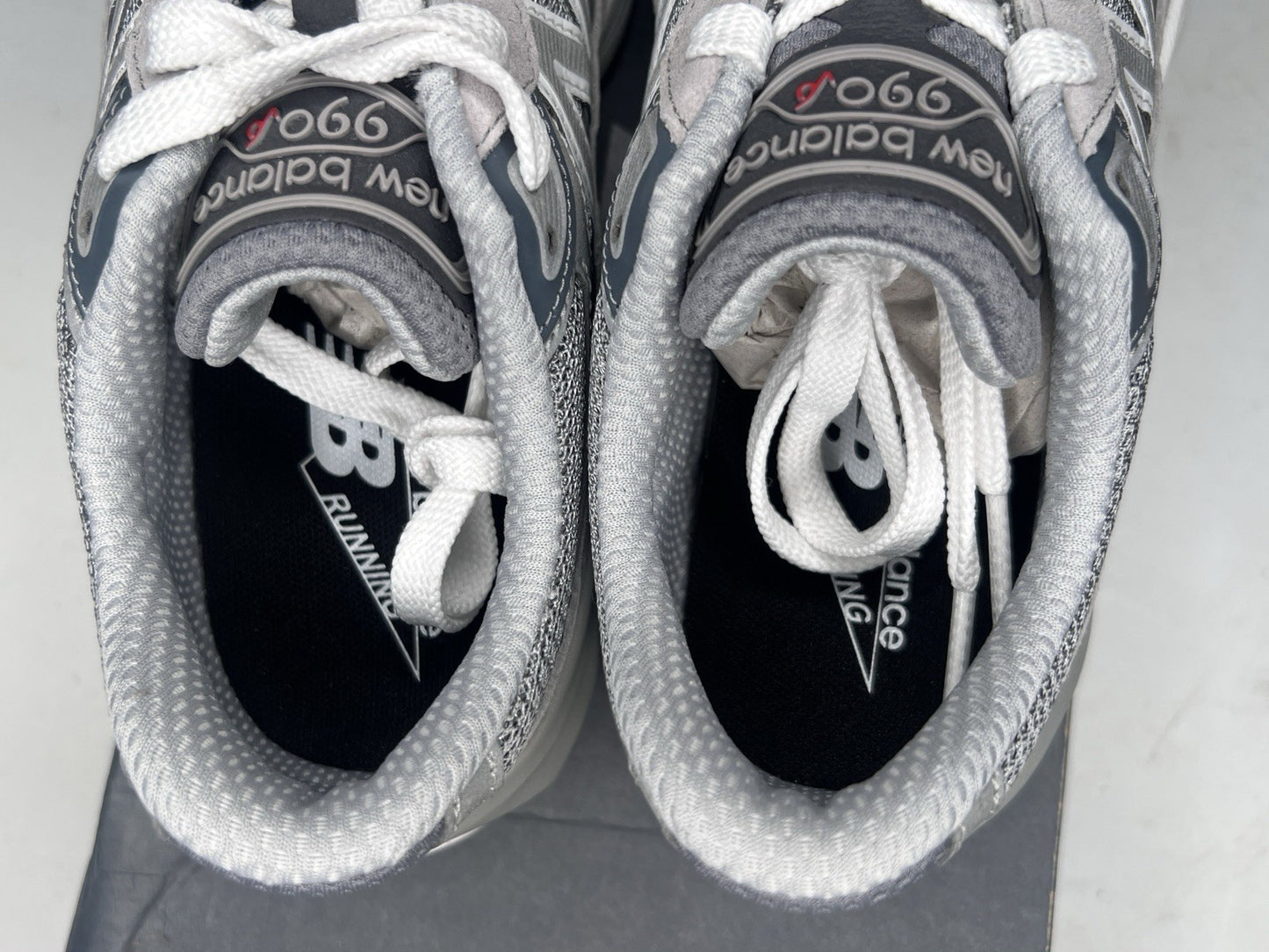 New Balance FuelCell 990v6 Big Kids Size 4.5 Grey Sneakers GC990GL6 NEW