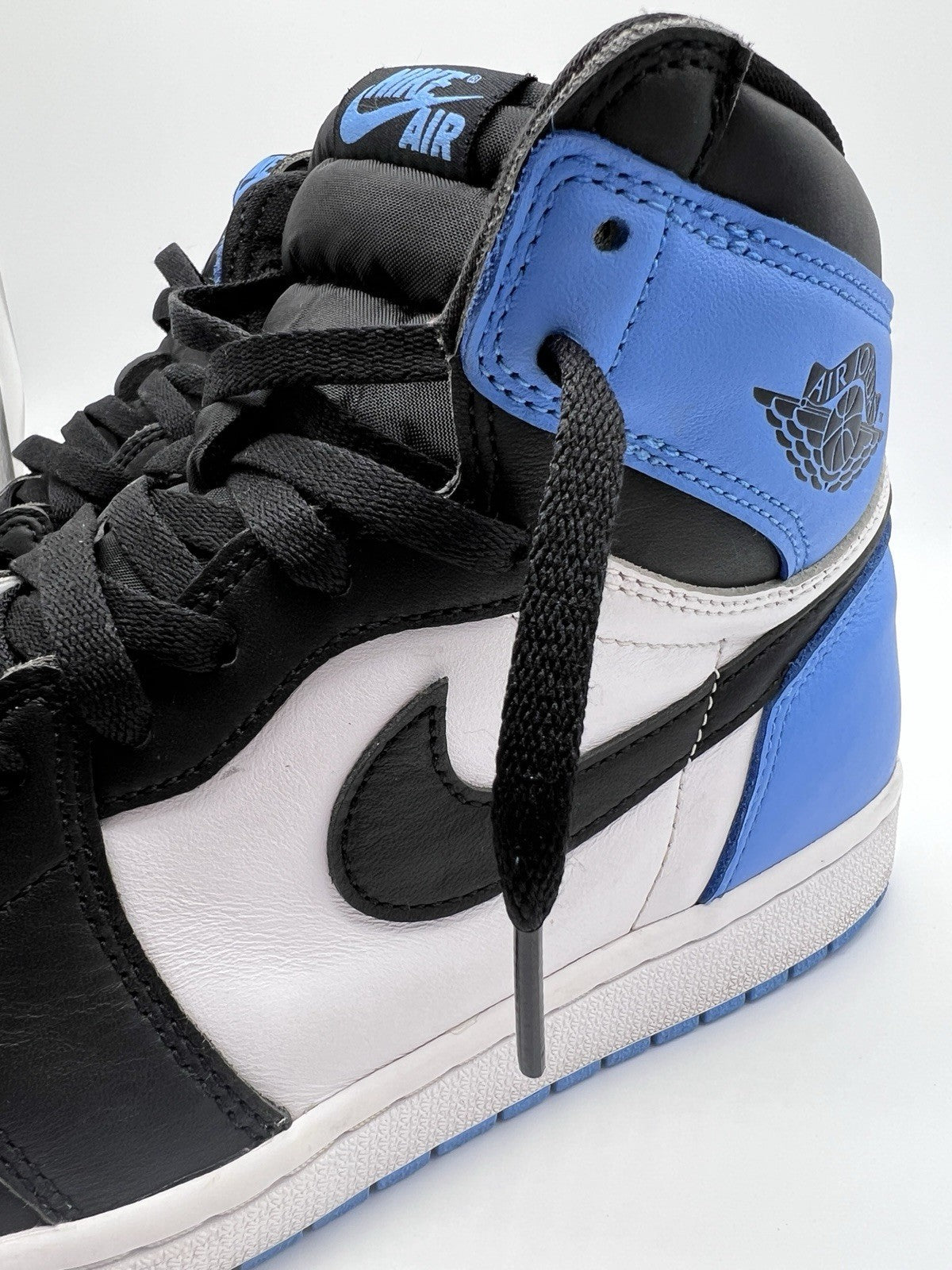 Nike Air Jordan 1 Retro High OG DZ5485-400 University Blue Mens 12.5 Used W/ Box