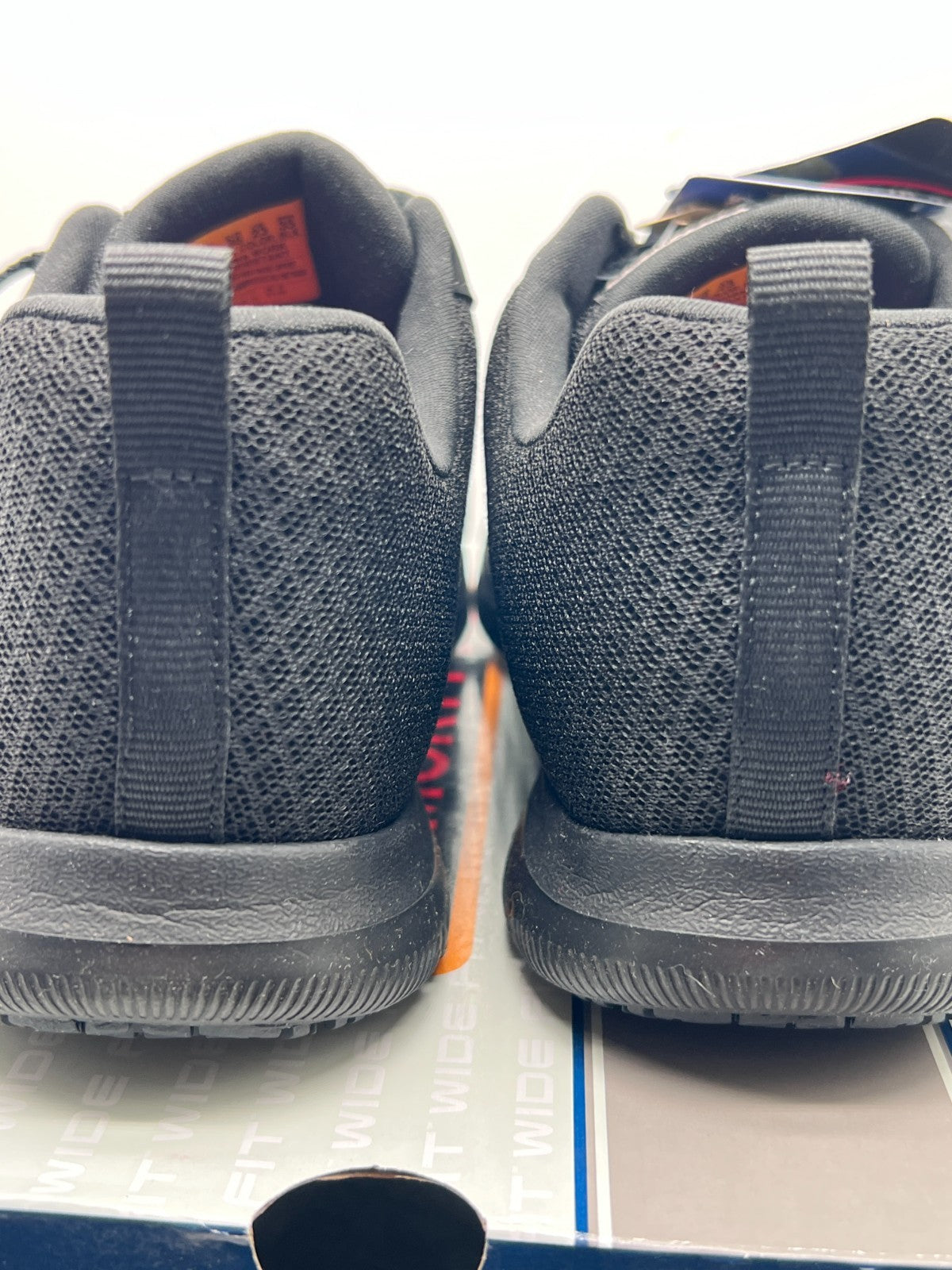 Skechers Work Ghenter Bronaugh SR 77210W BLK Women's 6 Wide - New in Box