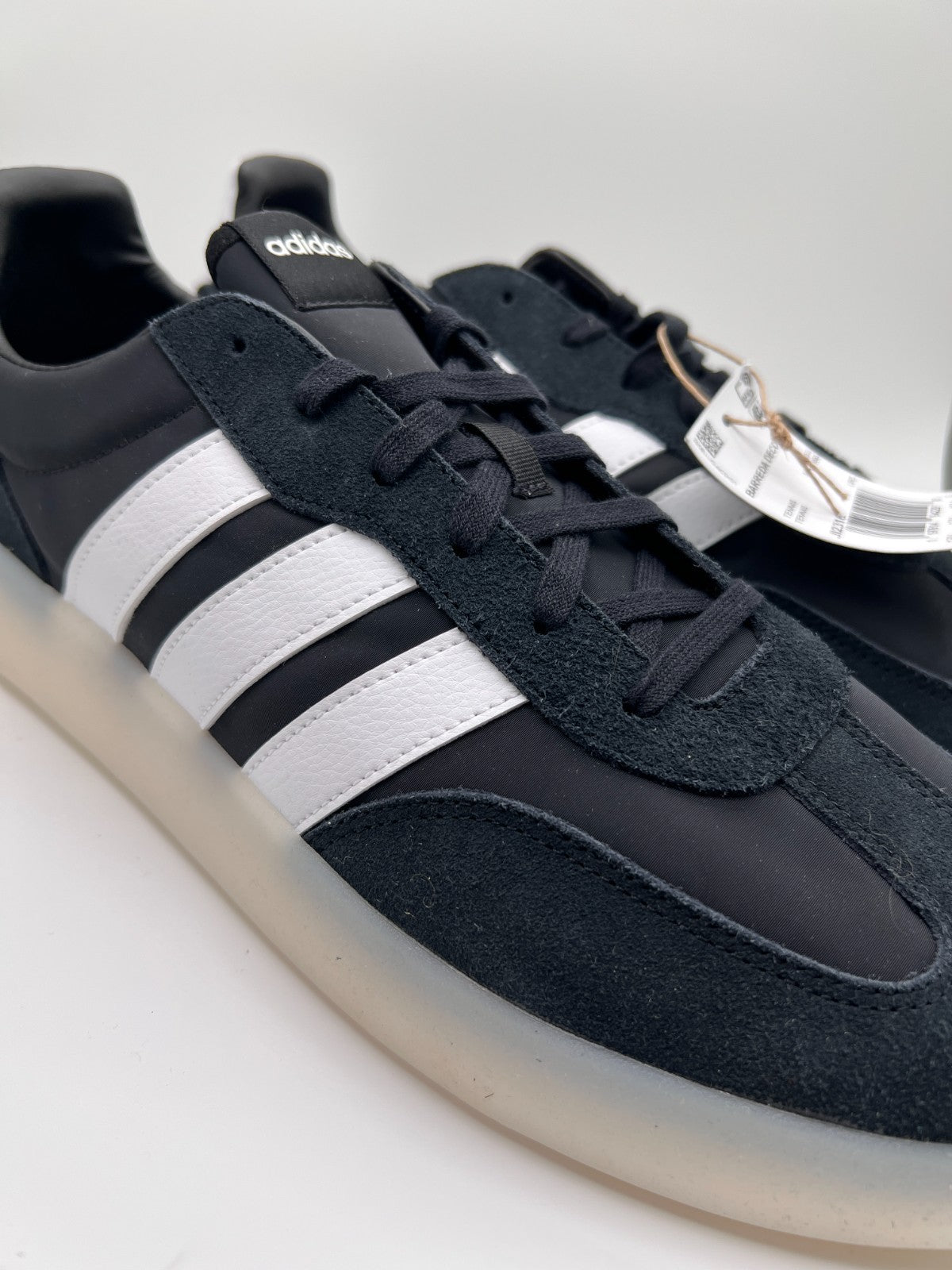 Adidas Barreda Decode Men’s Black/White Lace-Up Low Top Sneakers Size 14 NEW
