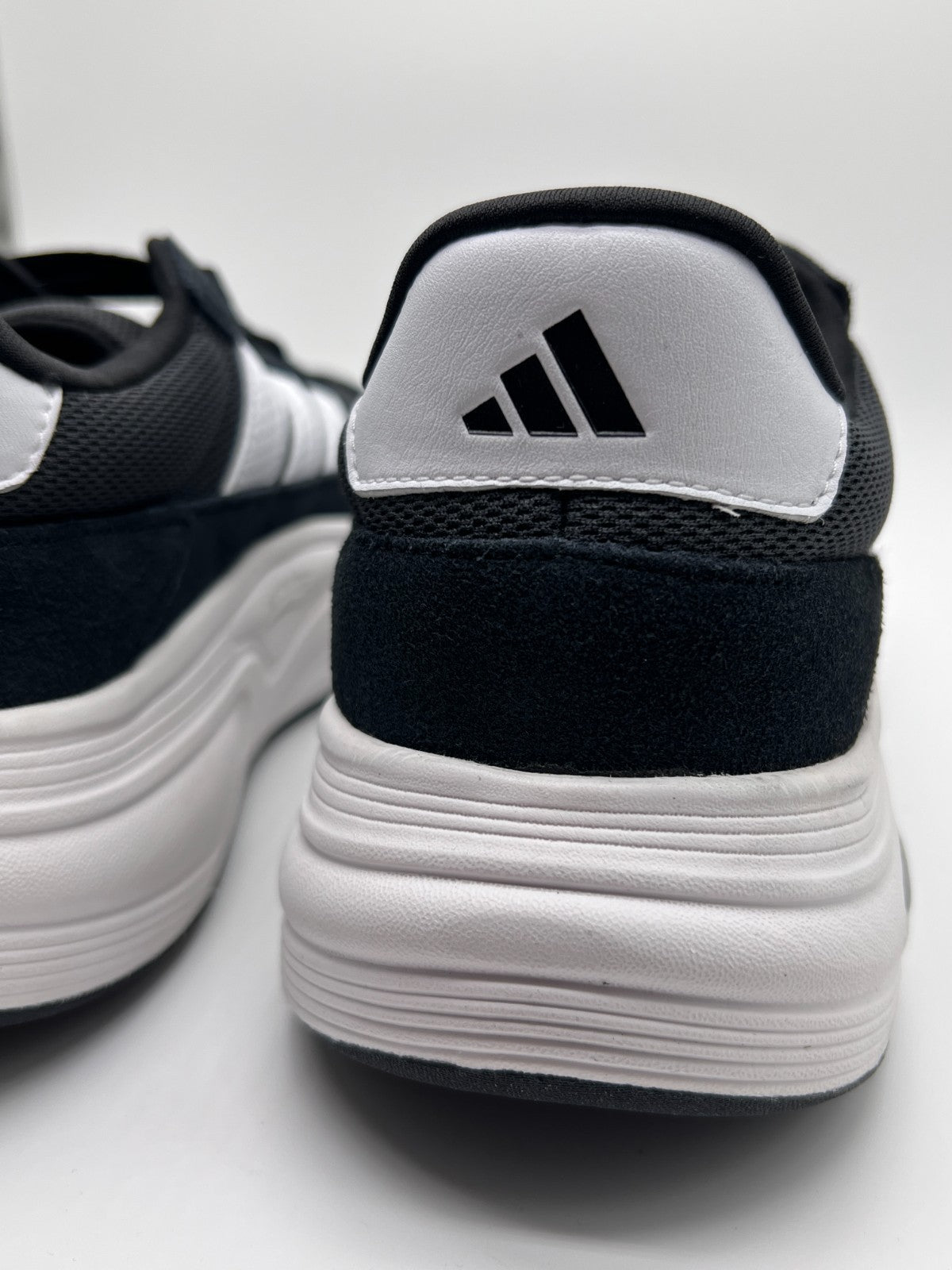 Adidas Cloudfoam Cuxxion-80S (WIDE) Mens Shoes Core Black/White kj4268 - Men's 8