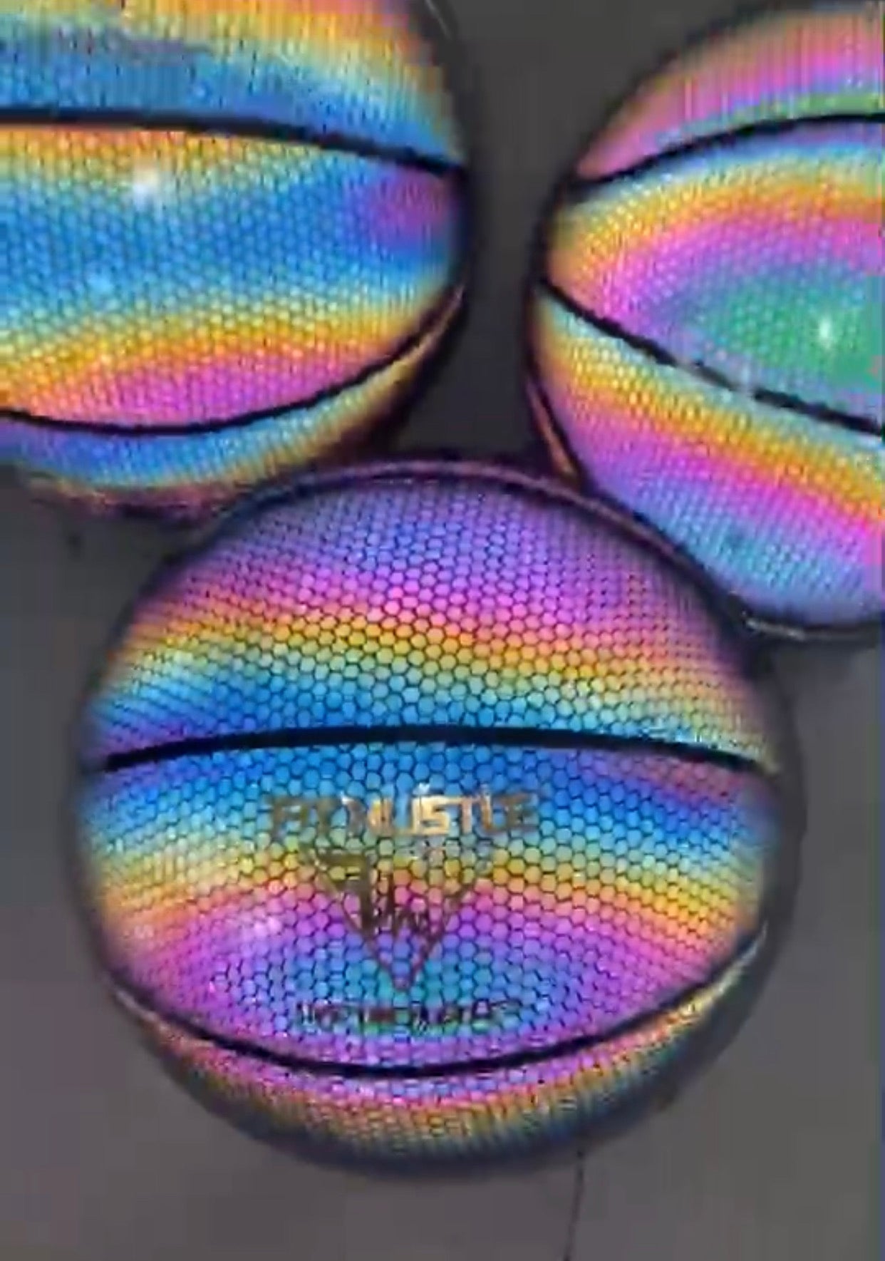 FIT HUSTLE™ HOLOGRAPHIC REFLECTIVE BASKETBALL
